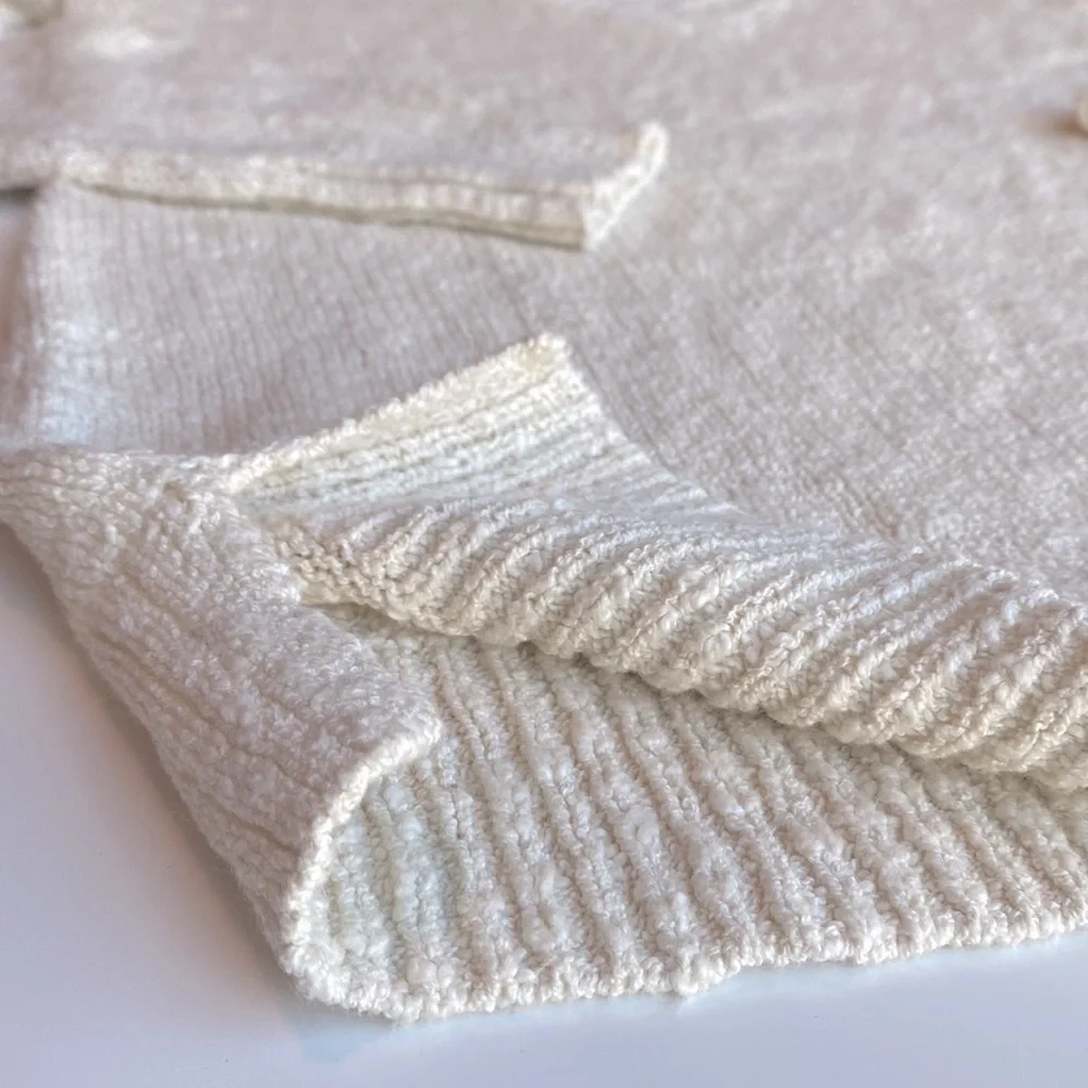 JCrew v neck sweater in light 🐪 color